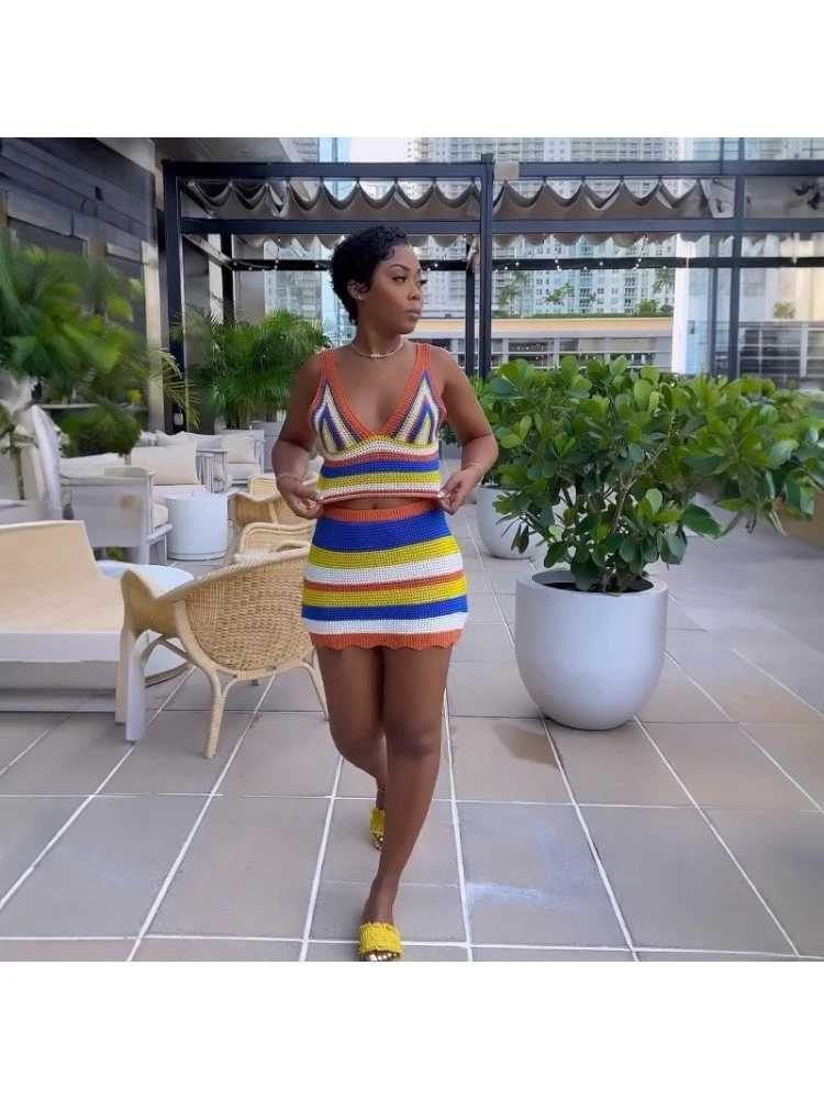 Knitted Two Piece Set With Strappy Color-block Slim Fit Dress 7 Knitted Two Piece Set With Strappy Color-block Slim Fit Dress - Image 5