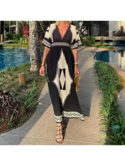 Geometric Pattern V Neck A-line Short Sleeve Dress