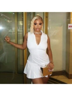 V Neck Collar Sleeveless Pleated Dress